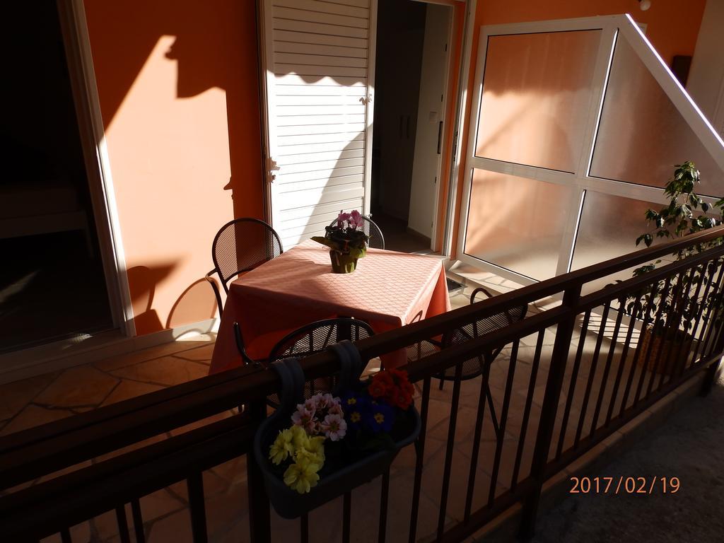 Apartments Ruzica Zaostrog Bagian luar foto